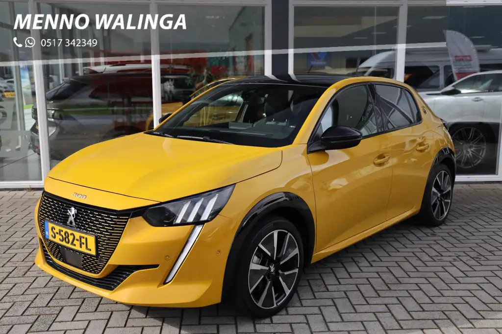 Peugeot e-208 EV GT 350 50 kWh|Pano|Stoelverwarming|Camera|Apple