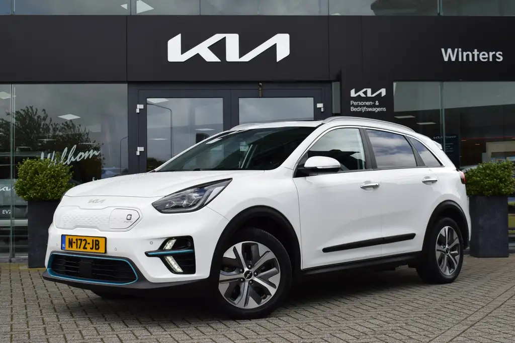 Kia e-Niro ExecutiveLine 64 kWh | Schuif/Kanteldak | Memory |